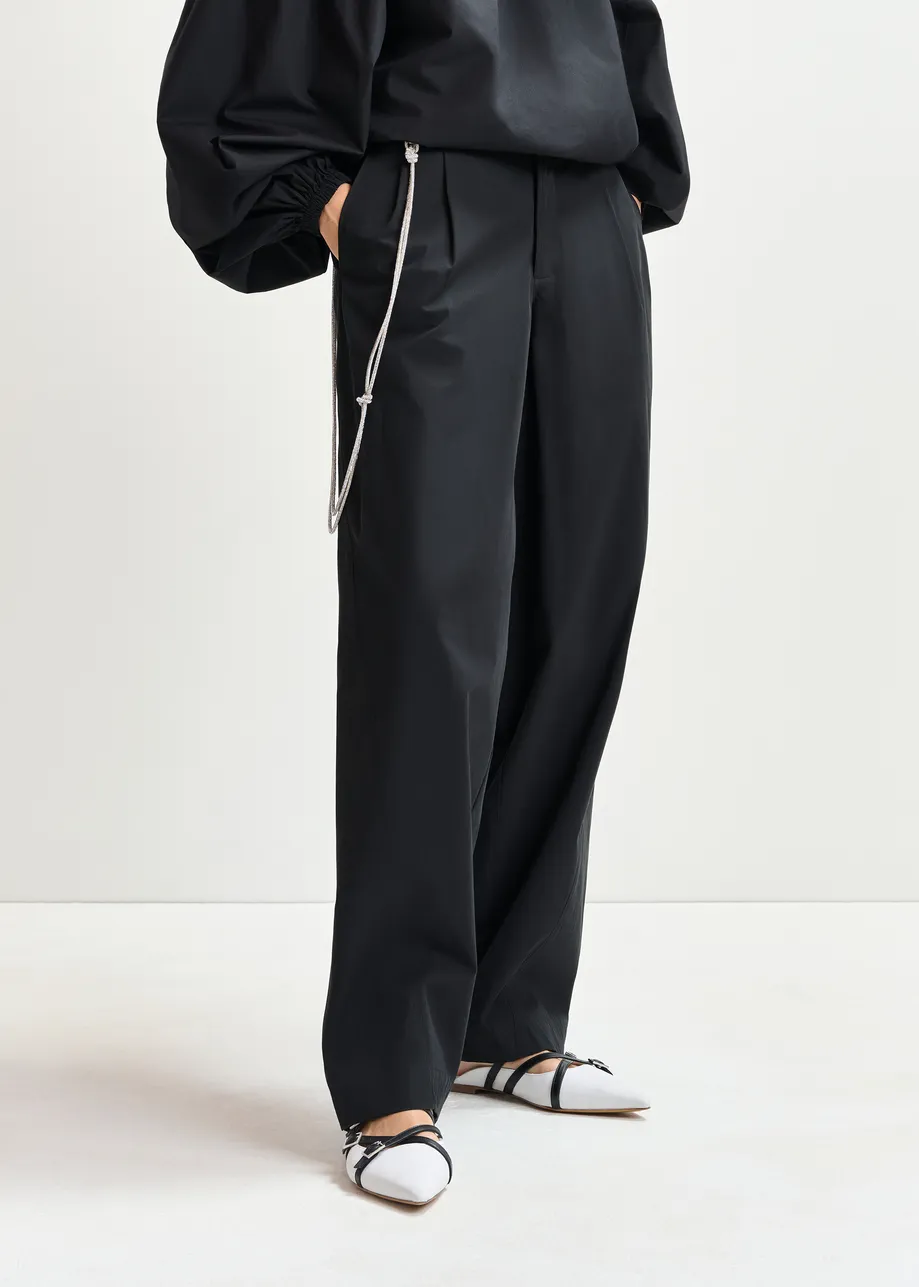 Zwarte tapse broek met strasriem