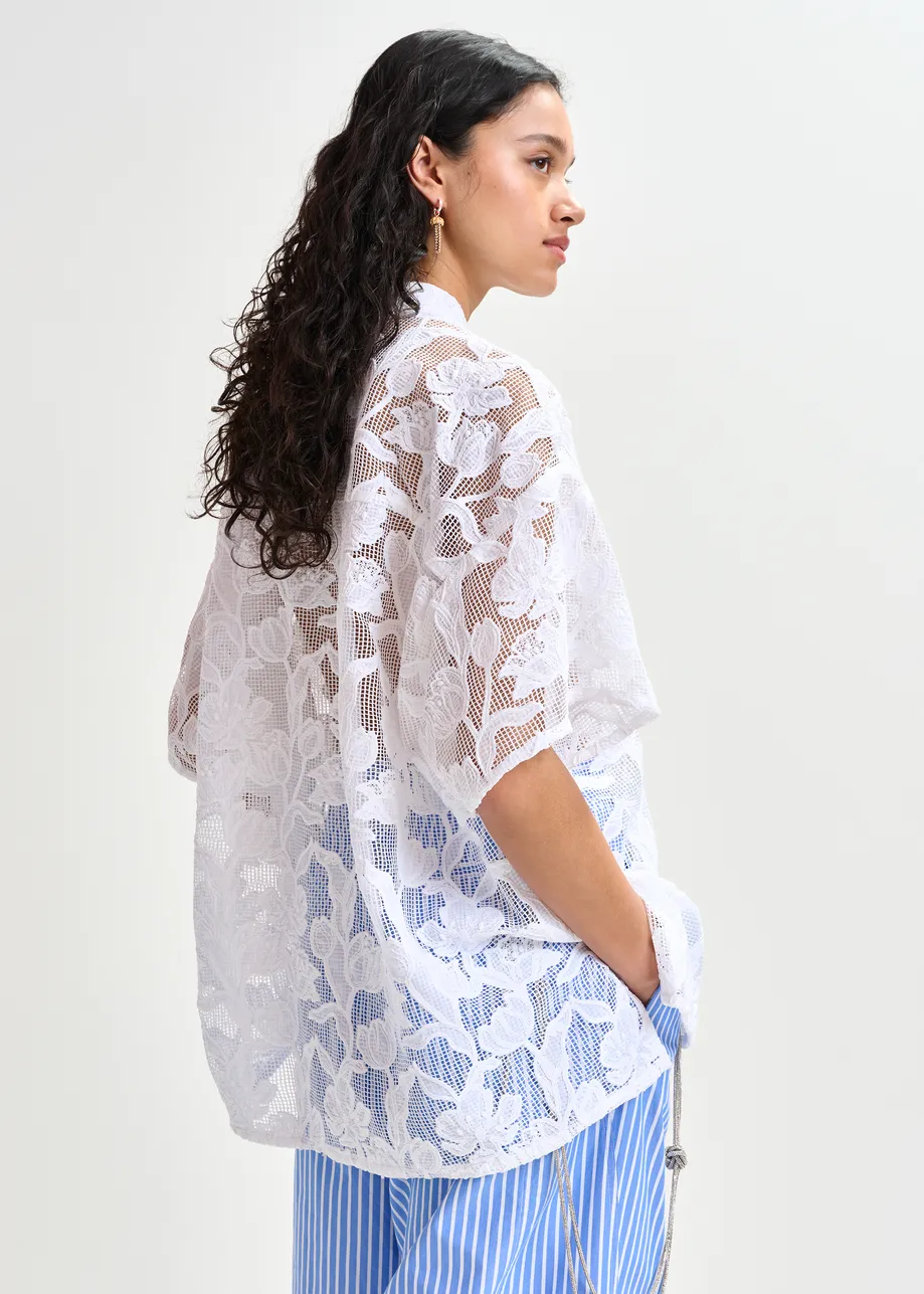 White shirt with lace embroideries