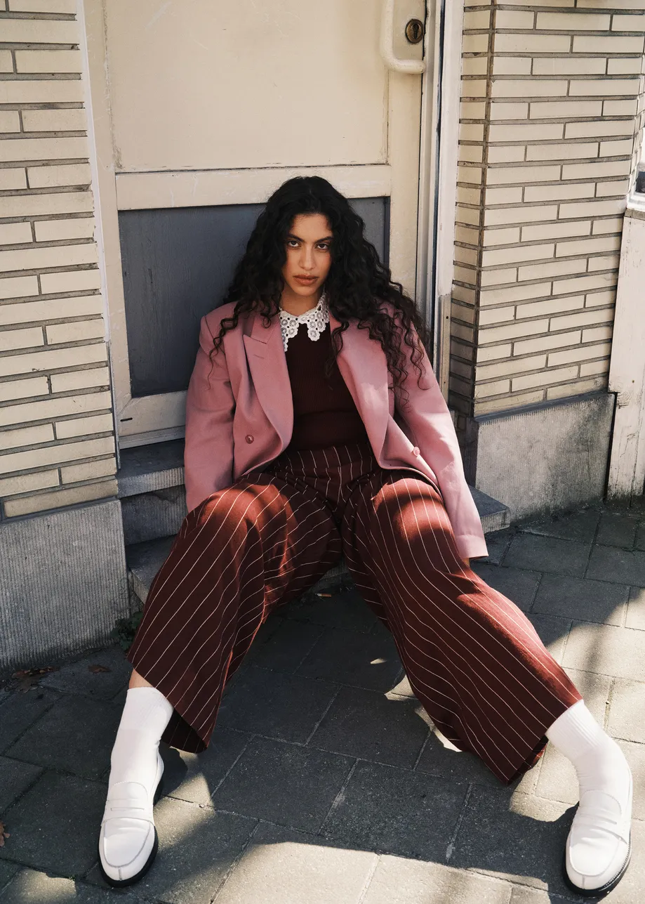 Poederroze blazer met dubbele knopenrij
