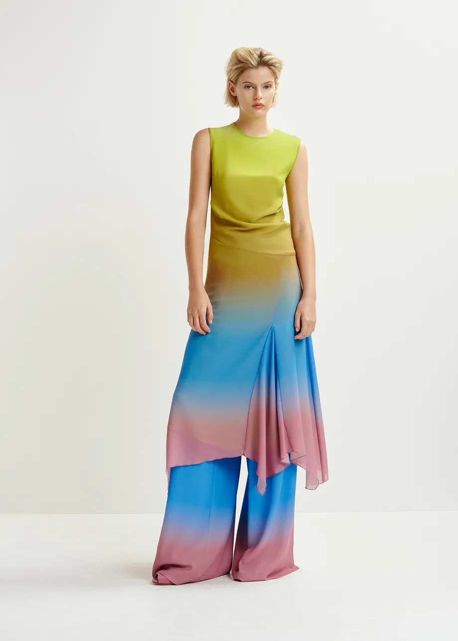 Gele, blauwe en oudroze midi-jurk met tie-dyeprint