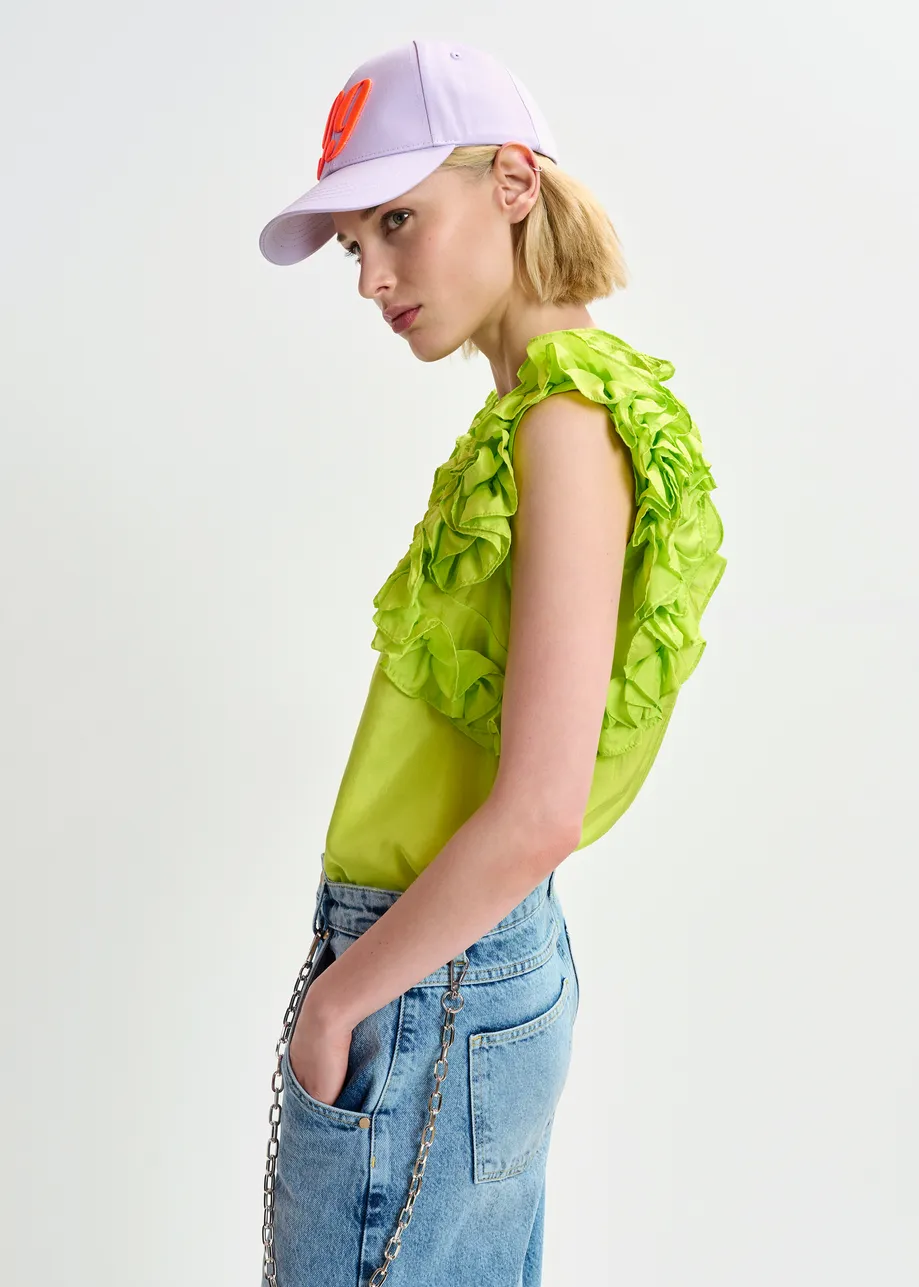 Top in seta verde lime senza maniche con volant