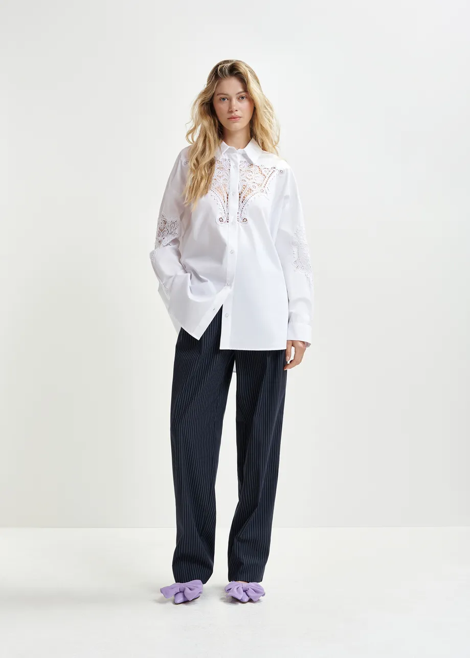 White cotton shirt with embroideries