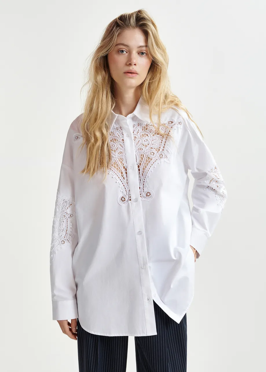 White cotton shirt with embroideries