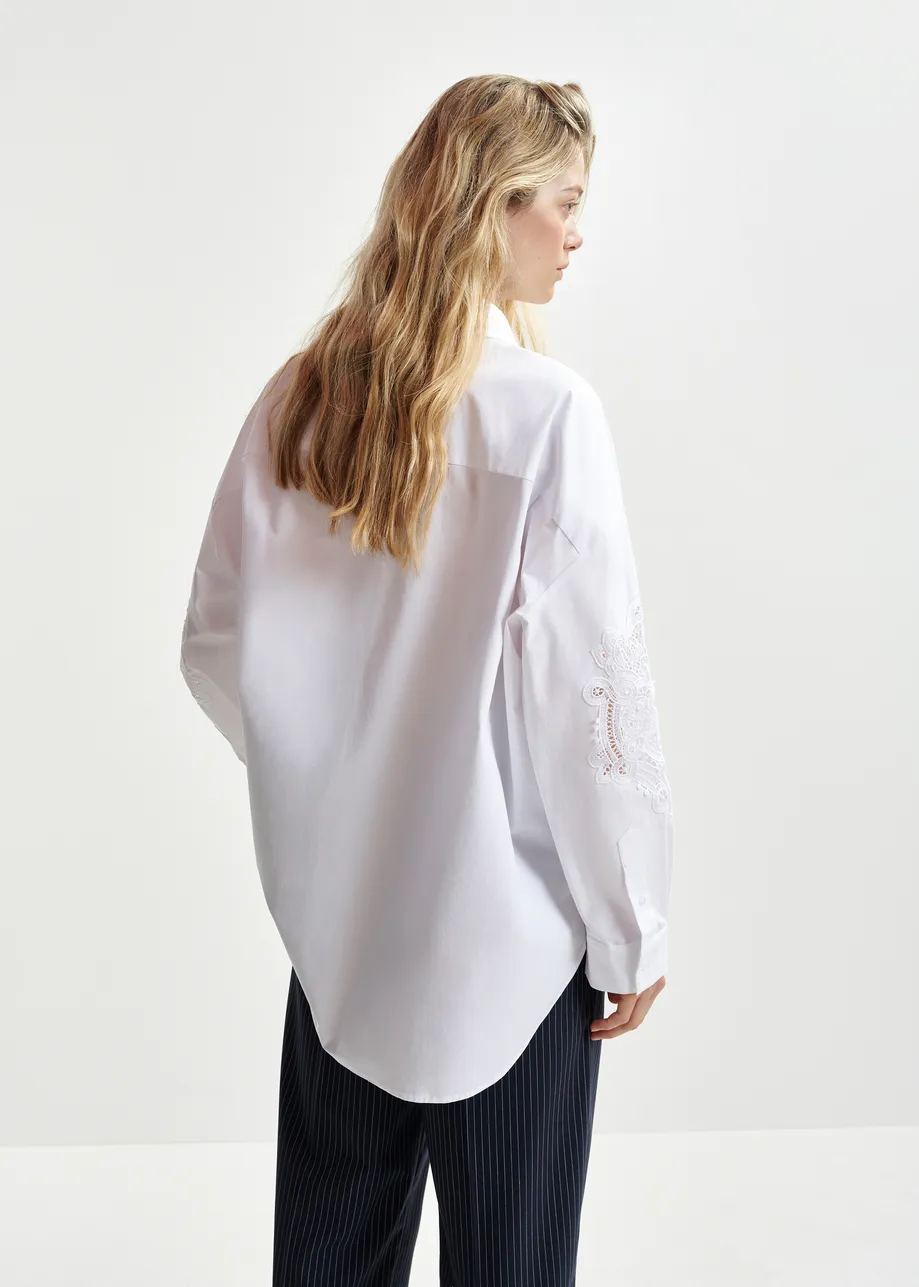 White cotton shirt with embroideries