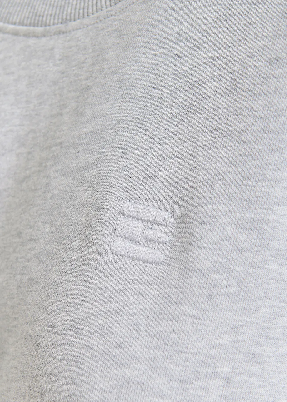 Grey short-sleeved sweatshirt with E-shaped embroidery