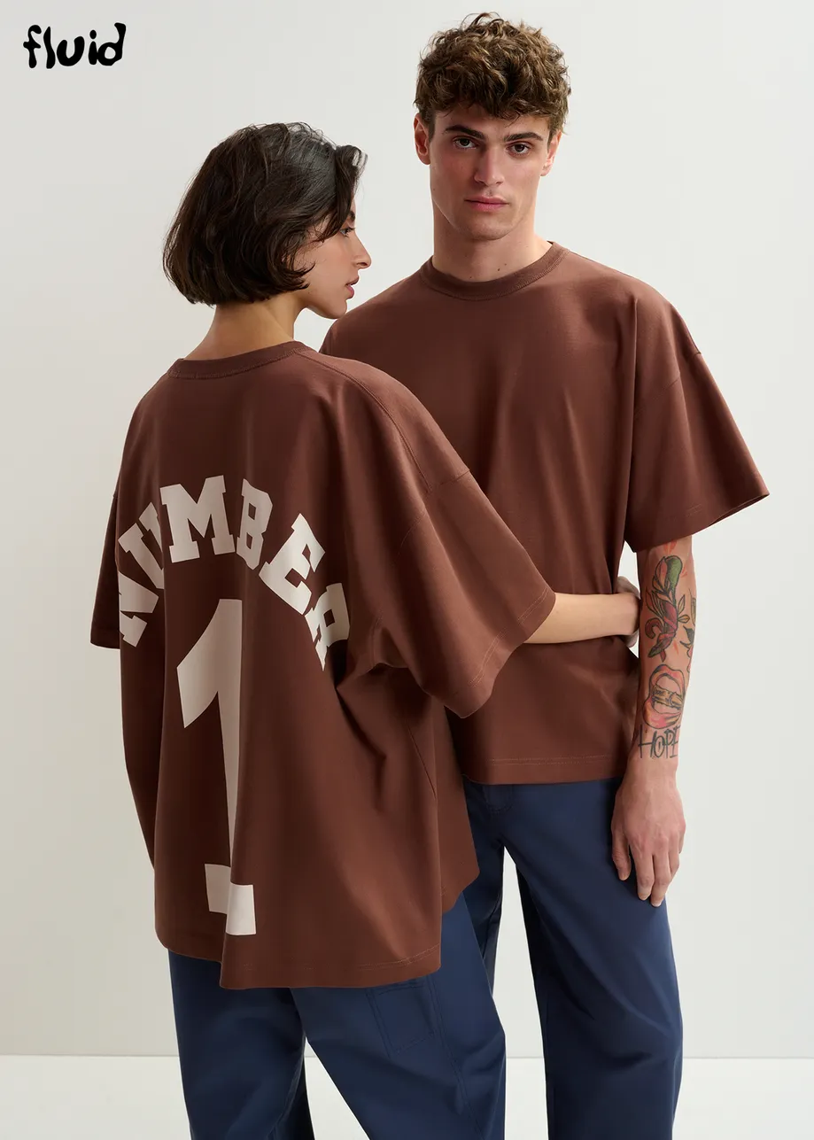 T-shirt bordeaux in cotone biologico con stampa "Number 1".