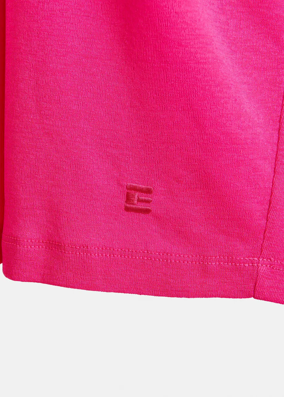 Roze T-shirt met delicate rug