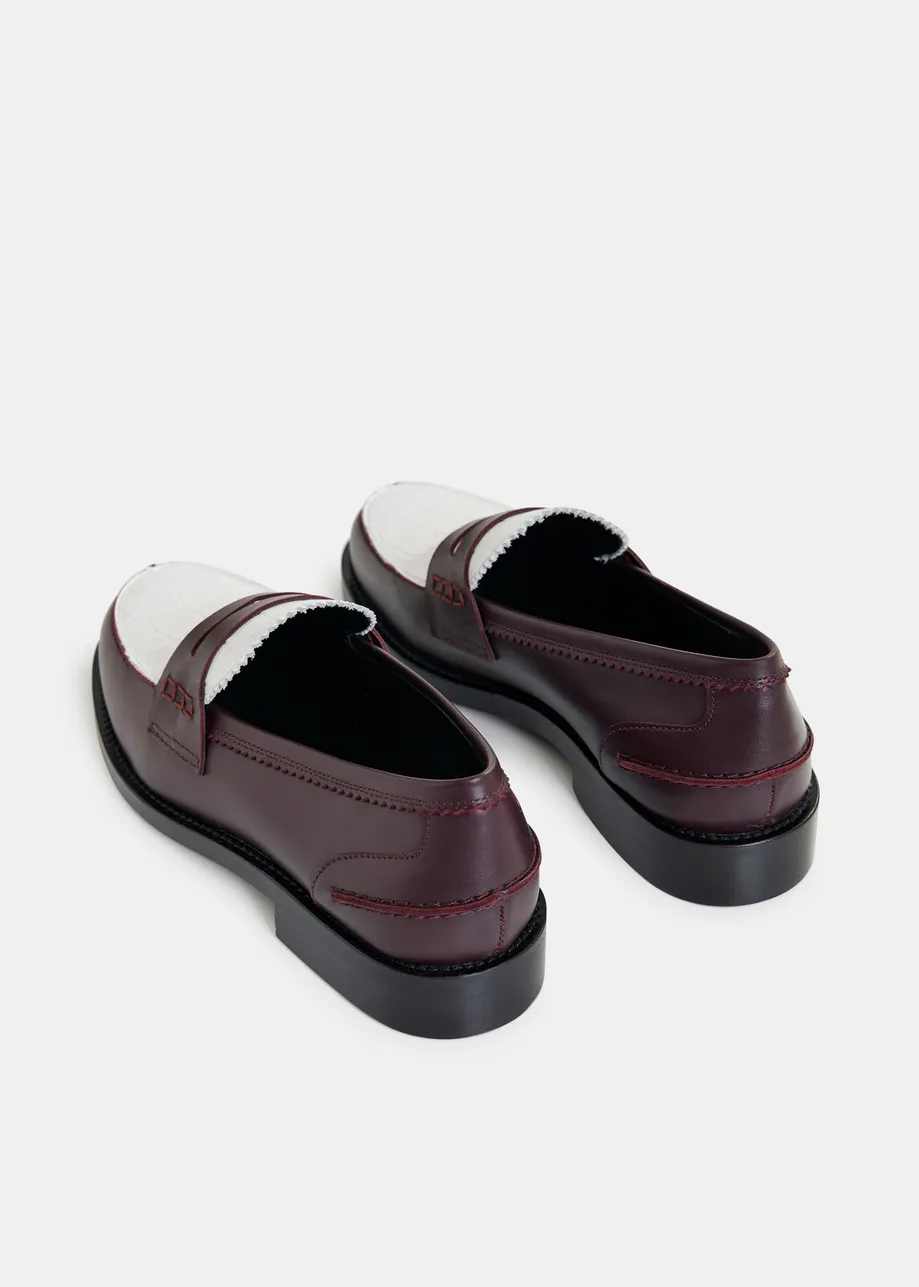 Burgundy and white leather loafers with croco-effect