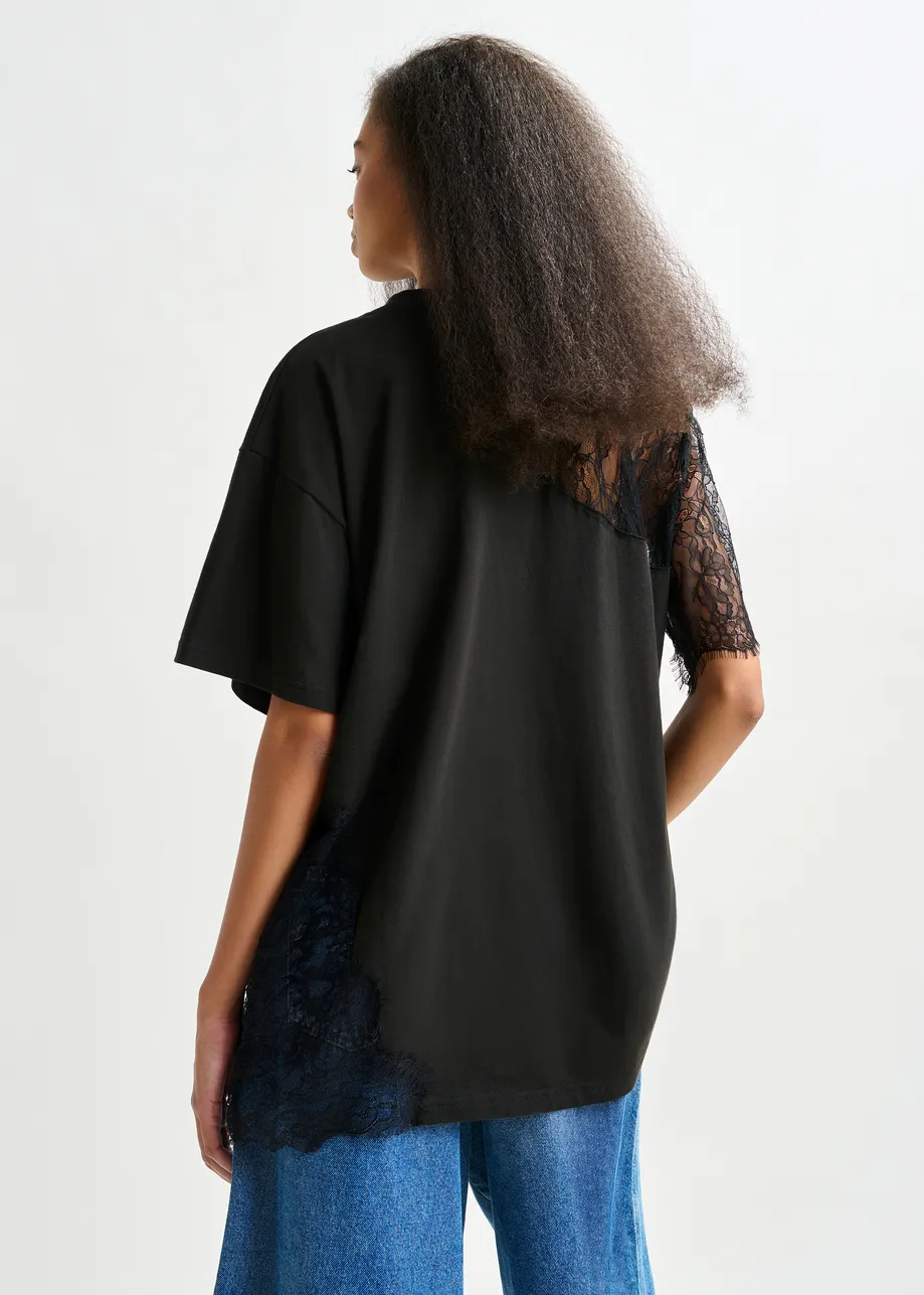 Zwart en blauw T-shirt van grafisch katoen met kanten details