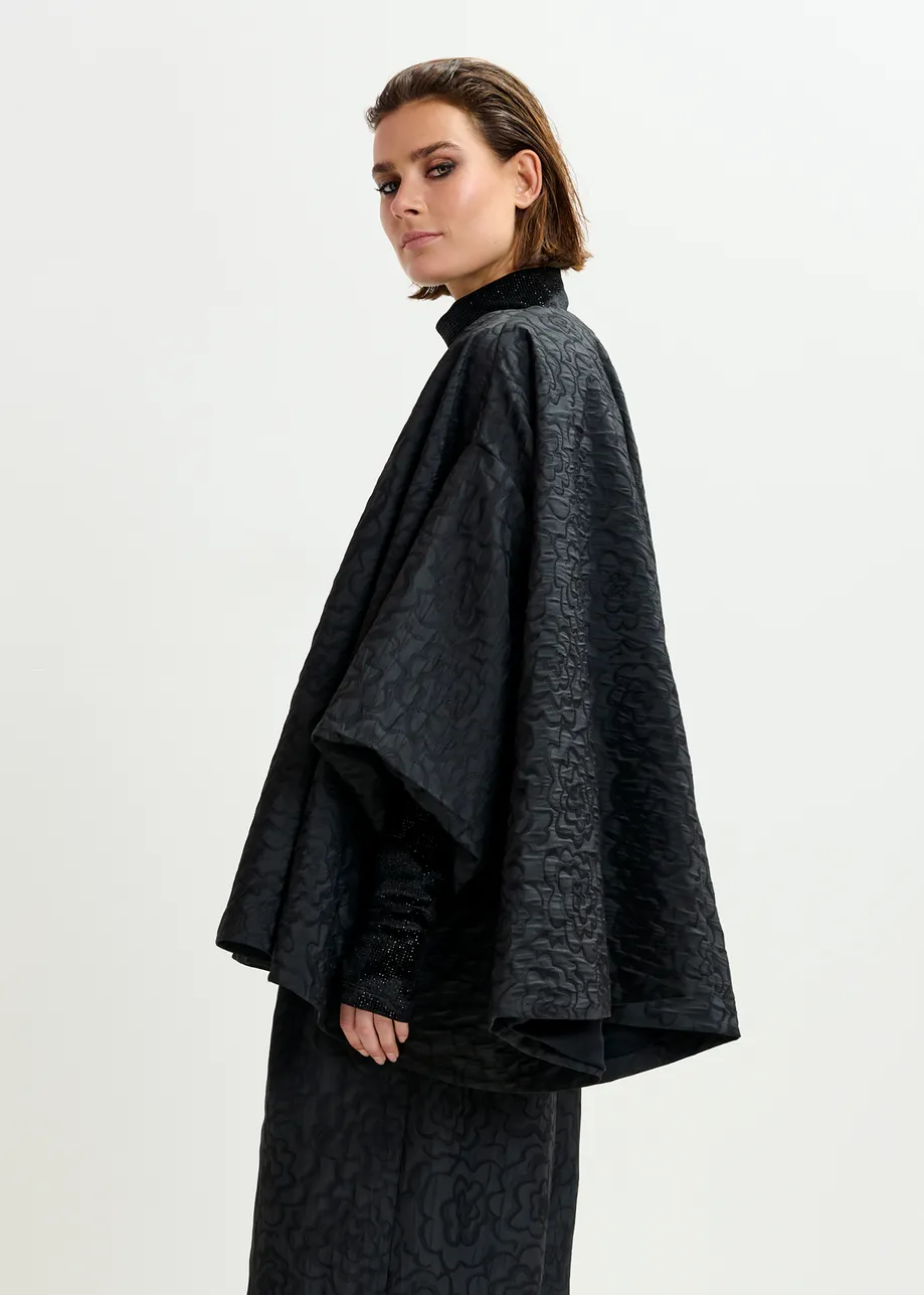 Capa oversize en tejido jacquard, negro
