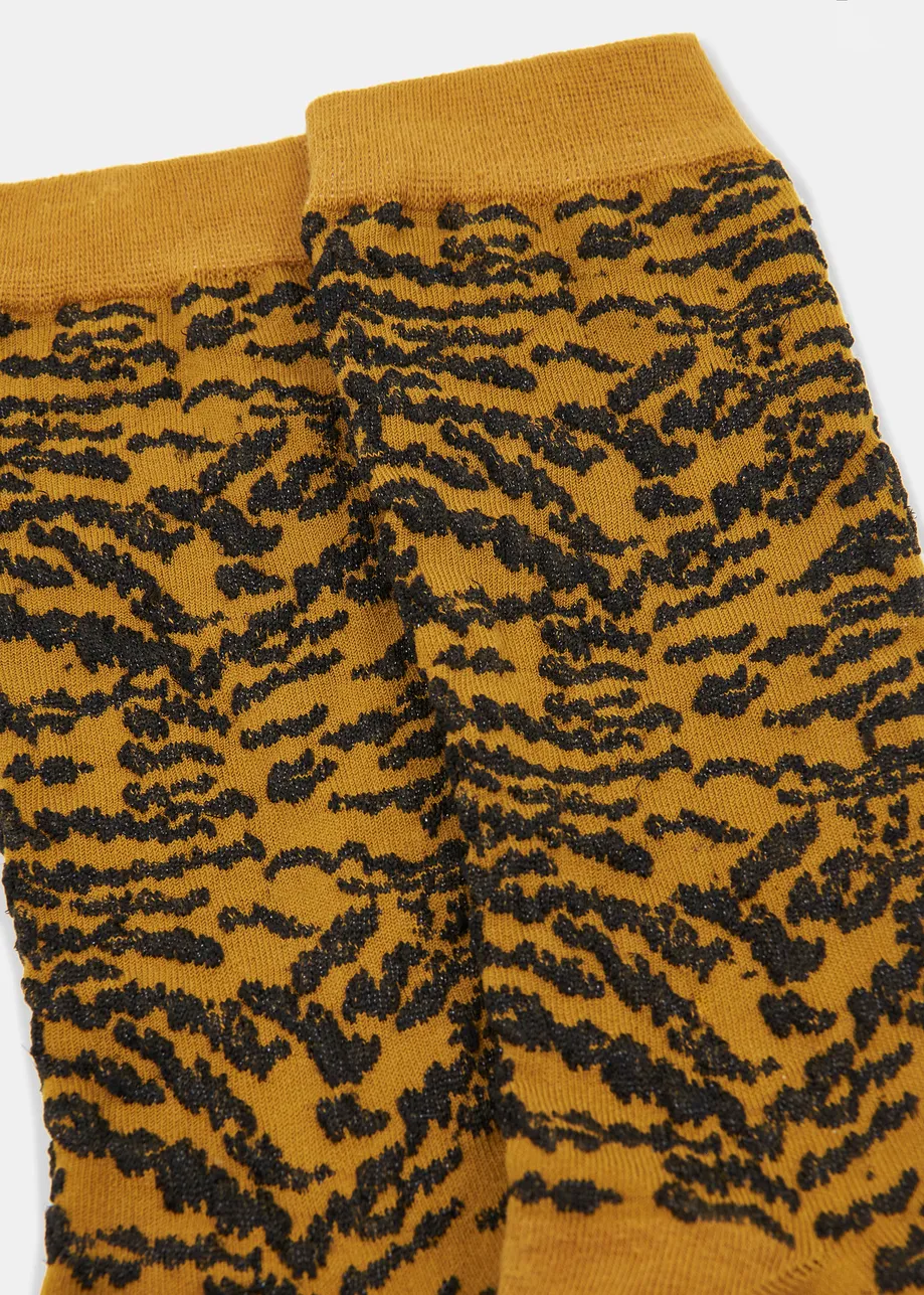 Brown and black tiger jacquard-knit mid-length socks