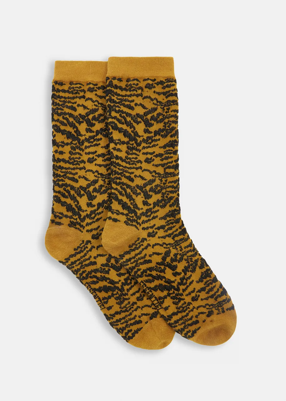 Brown and black tiger jacquard-knit mid-length socks