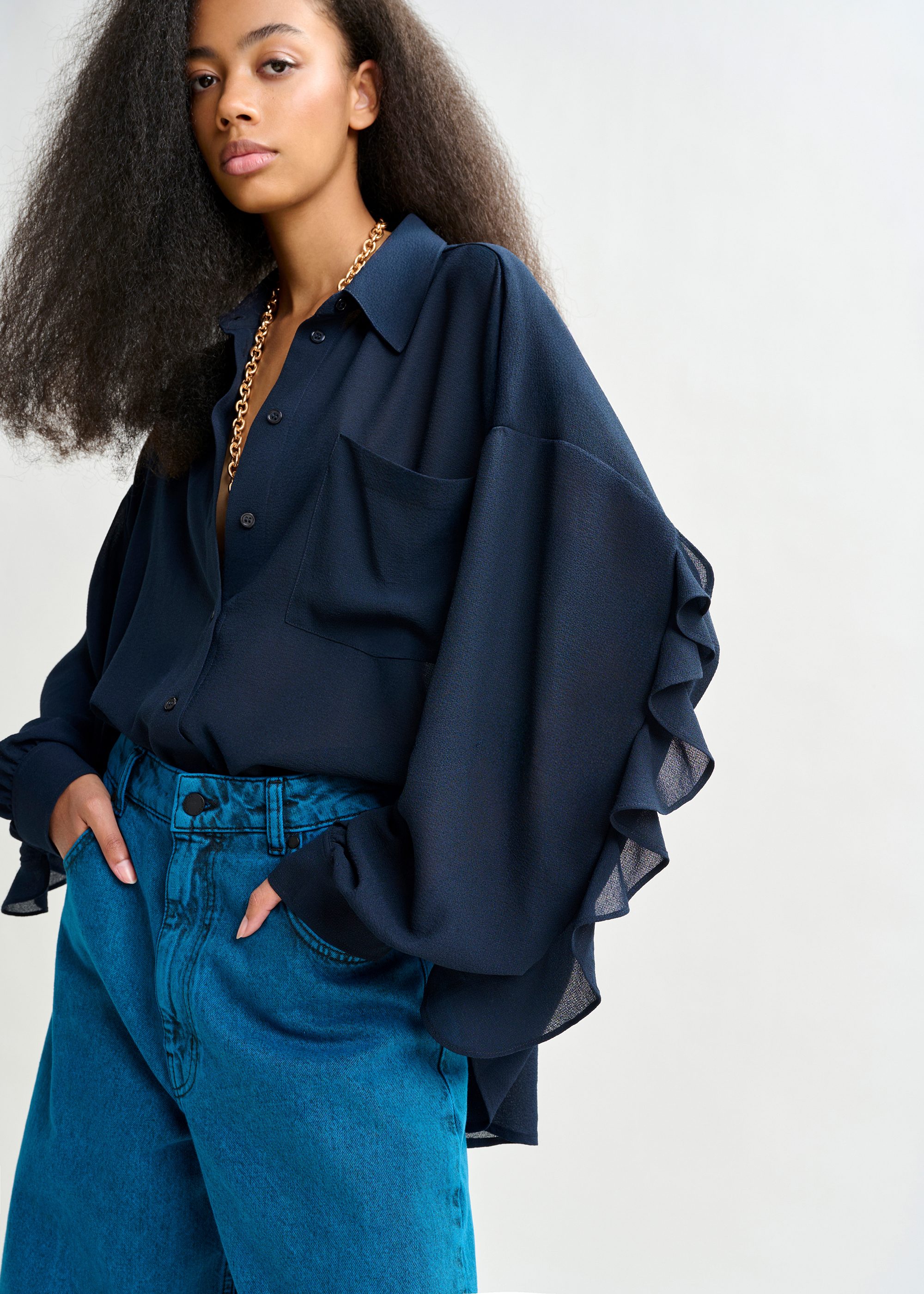Navy ruffle-sleeve shirt | Essentiel Antwerp Italy