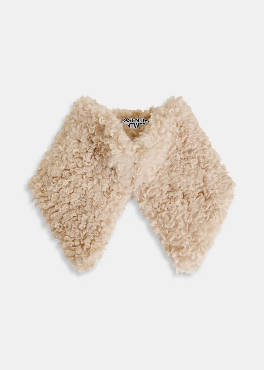 Off-white faux fur tie collar