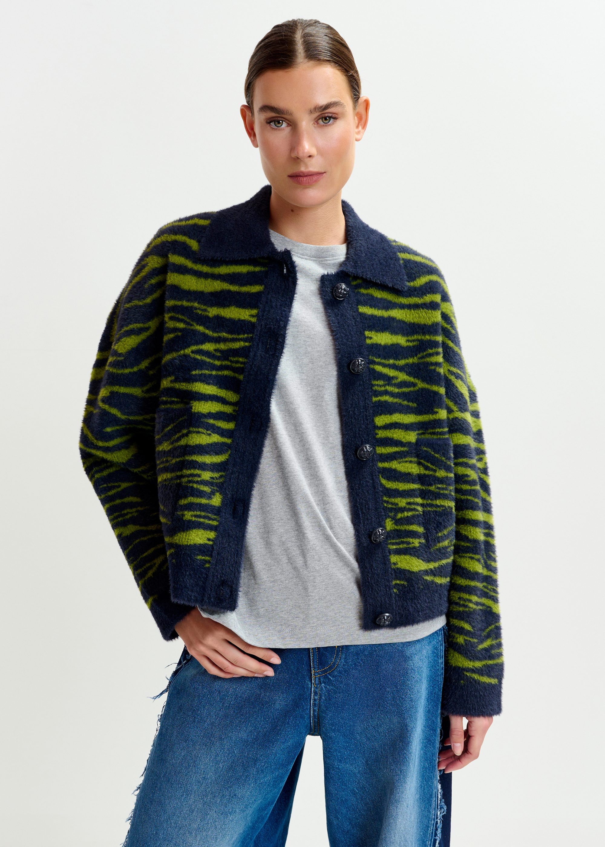 ESSENTIEL カーディガン Multicolor striped fuzzy knitted cardigan | Essentiel Antwerp