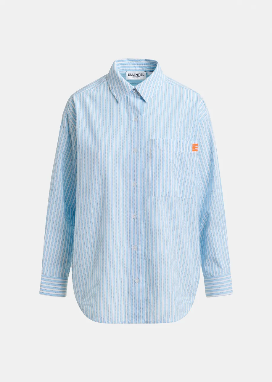 Chemise à rayures bleue et blanche avec broderie