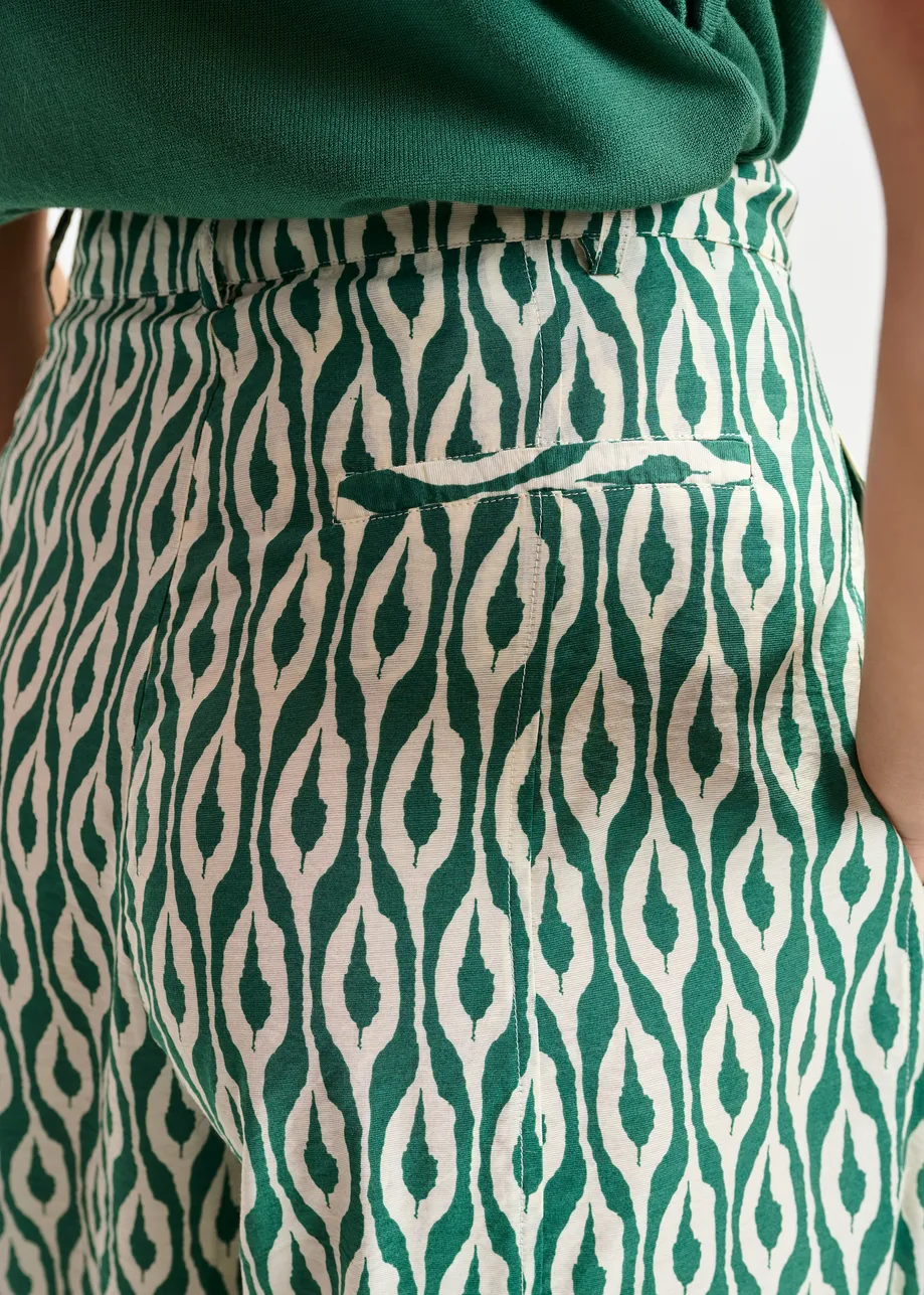Blue and beige barrel-leg printed pants