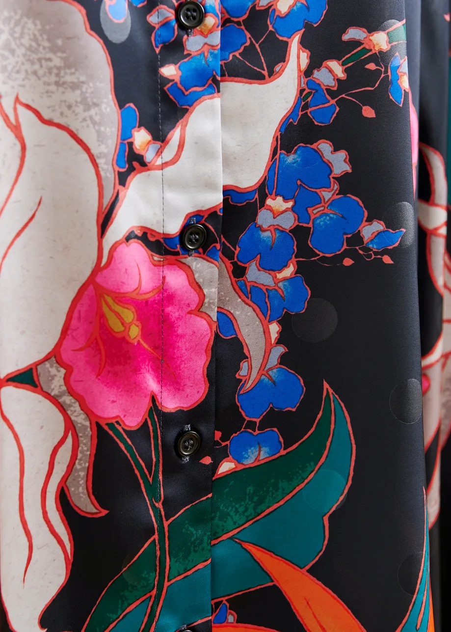 Black and multicolor oversized shirt with pleated cuffs