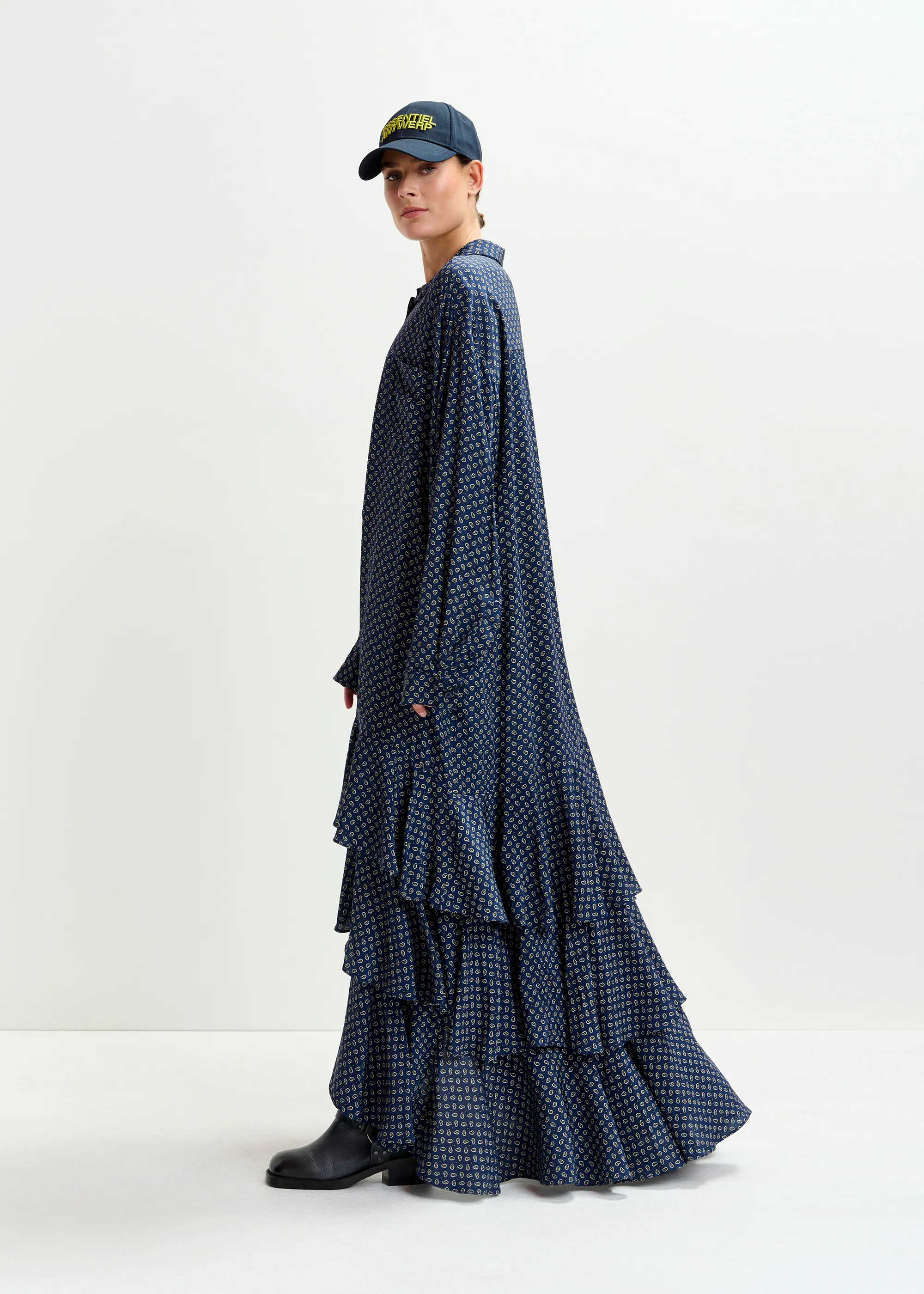 Navy, off-white and green oversized printed maxi shirt dress with ruffled hemline | Essentiel Antwerp United States Navy, off-white and green oversized printed maxi shirt dress with ruffled hemline | Essentiel Antwerp United States