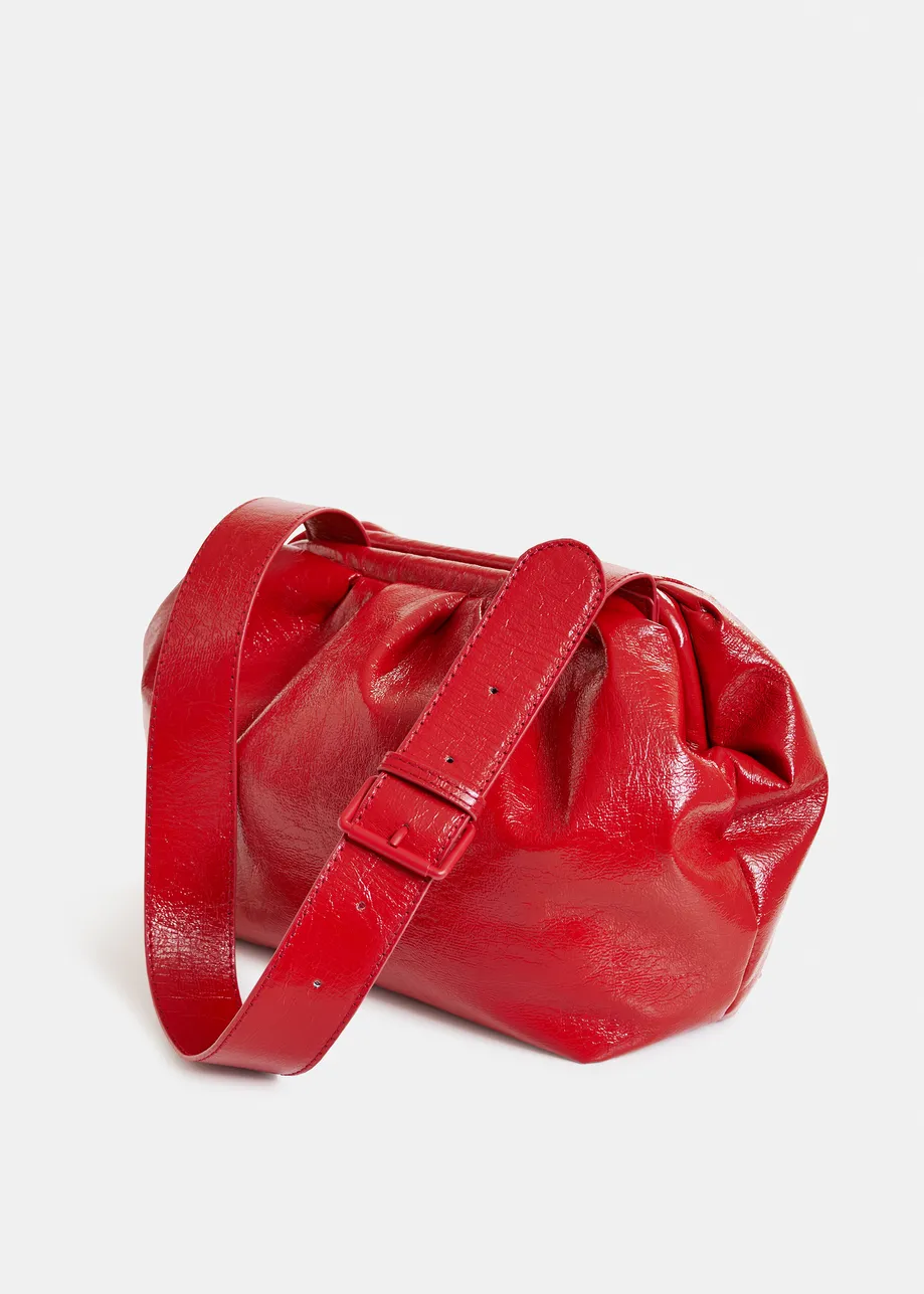 Red medium-sized pouch