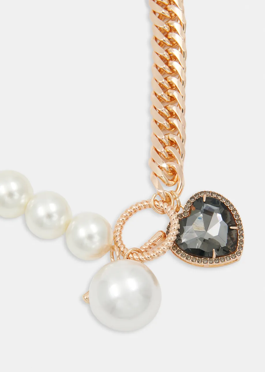 Gold and off-white mixed pearl & chain necklace with heart and pearl charms