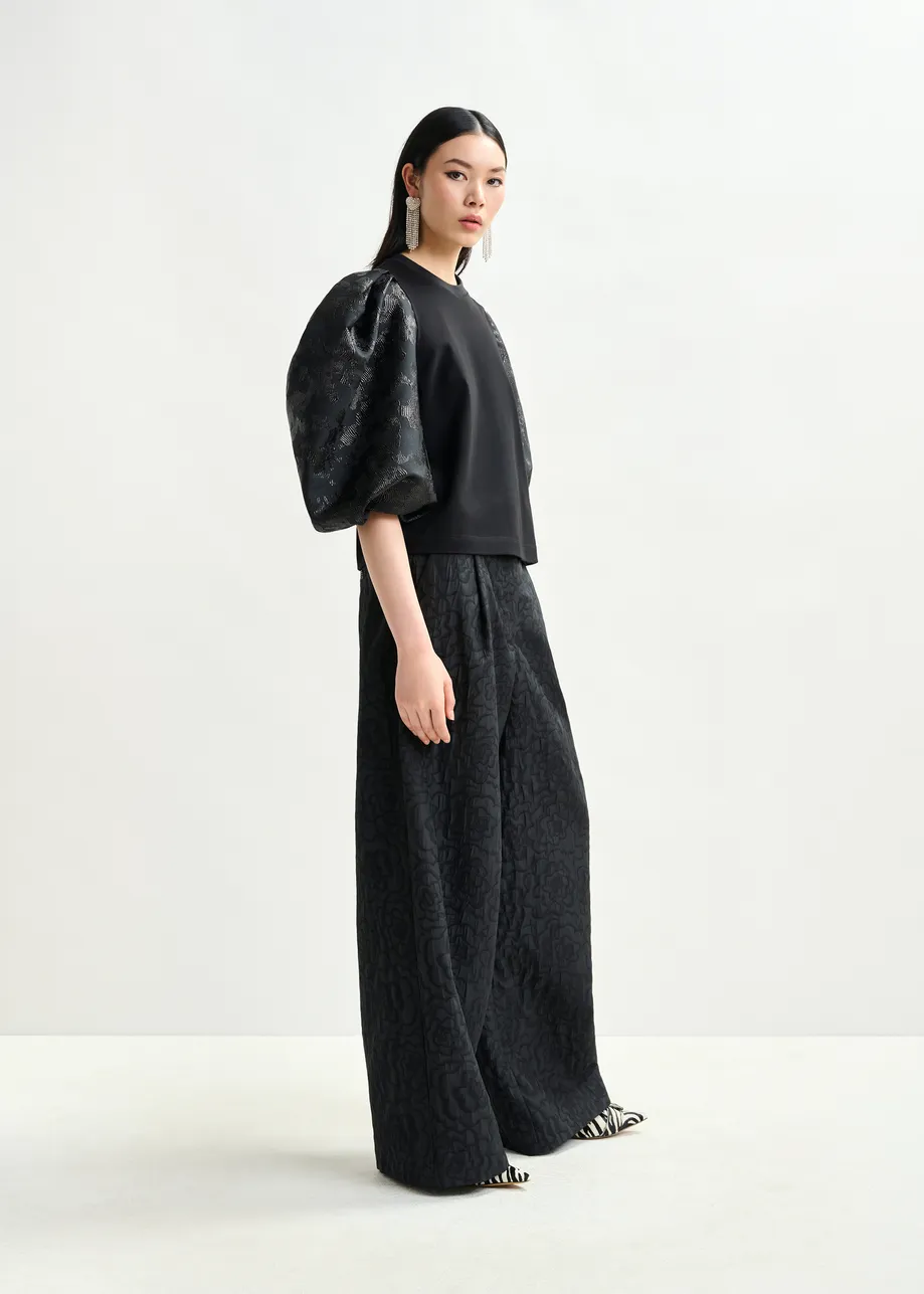 Black jersey T-shirt with voluminous jacquard sleeves