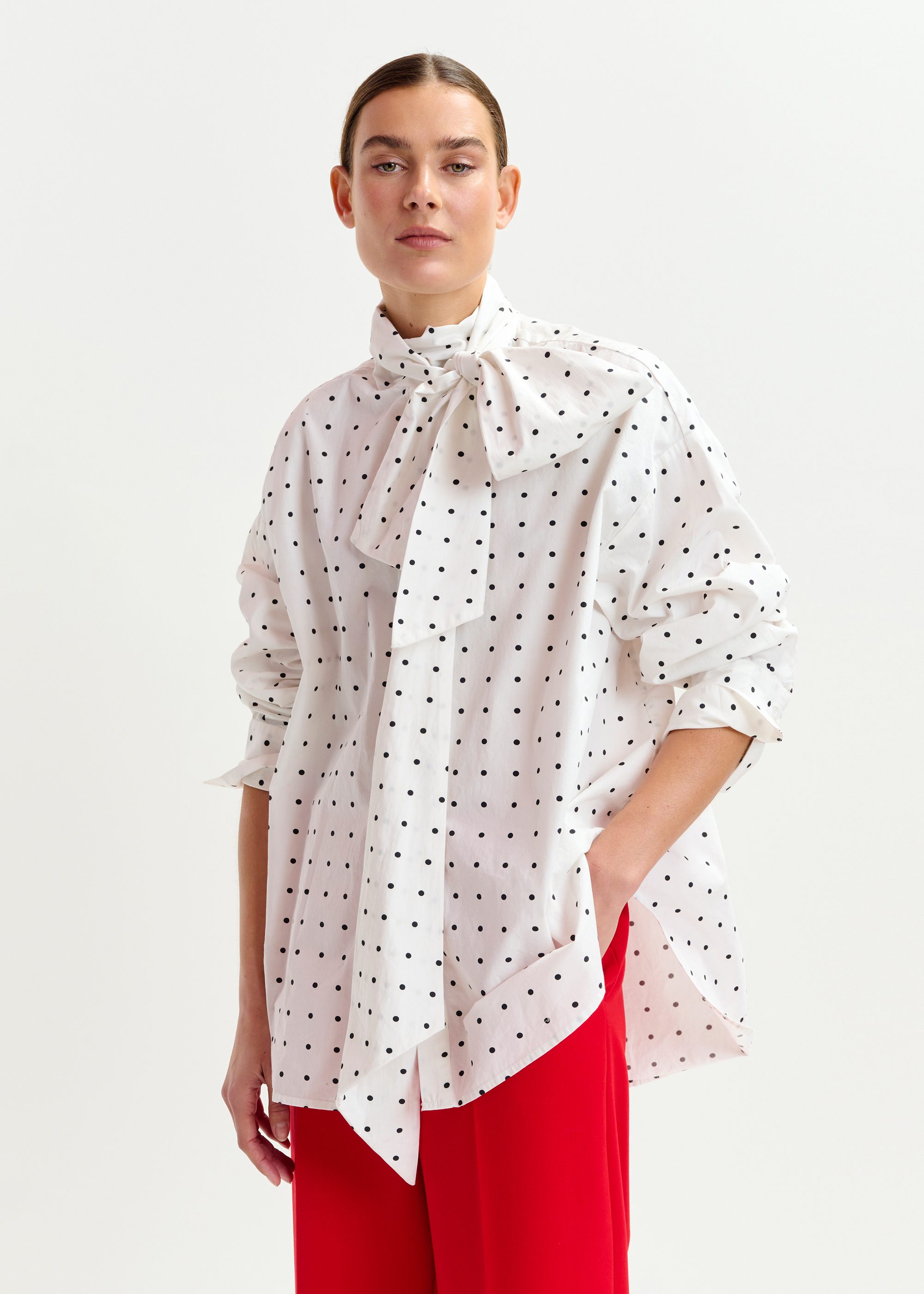 pois ポワ　blouse tee white ブラウスT ピンク pois ポワ blouse tee white ブラウスT ピンク