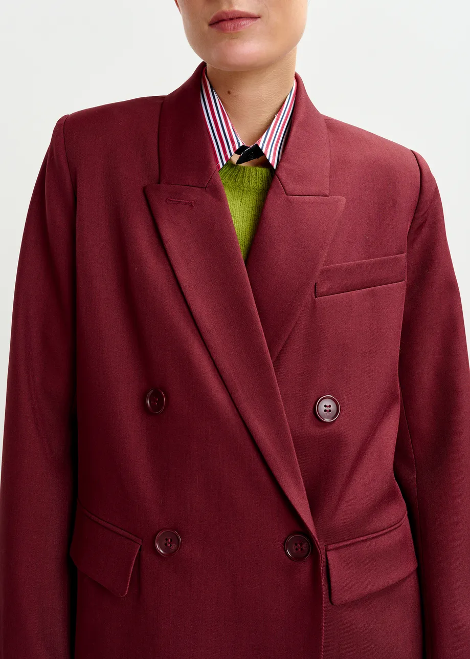 Burgundy double-breasted blazer