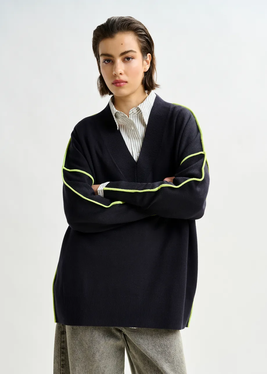 Navy and green oversized V-neck knit sweater with contrast stripe