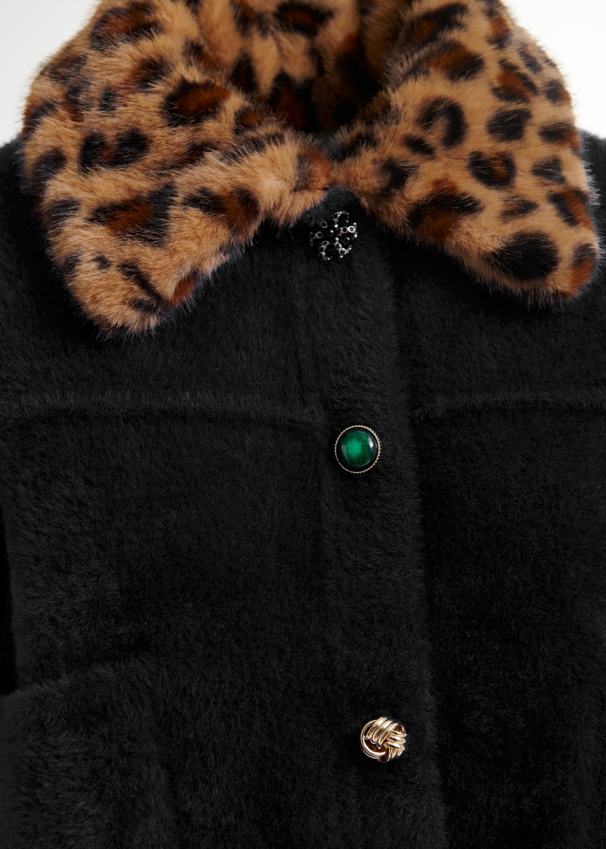 Black cardigan with removable leopard faux fur collar | Essentiel