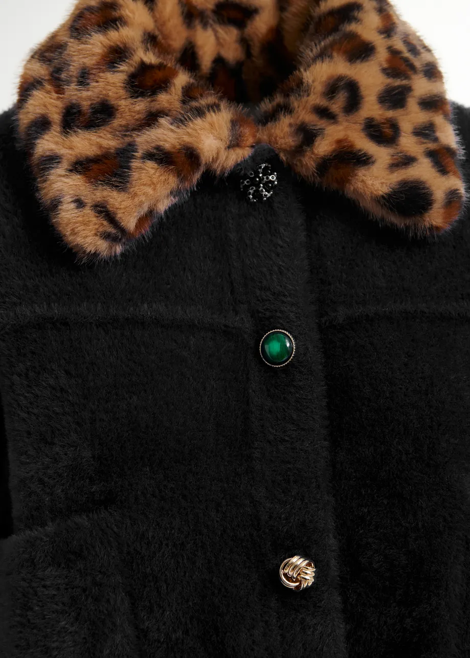 Black cardigan with removable leopard faux fur collar