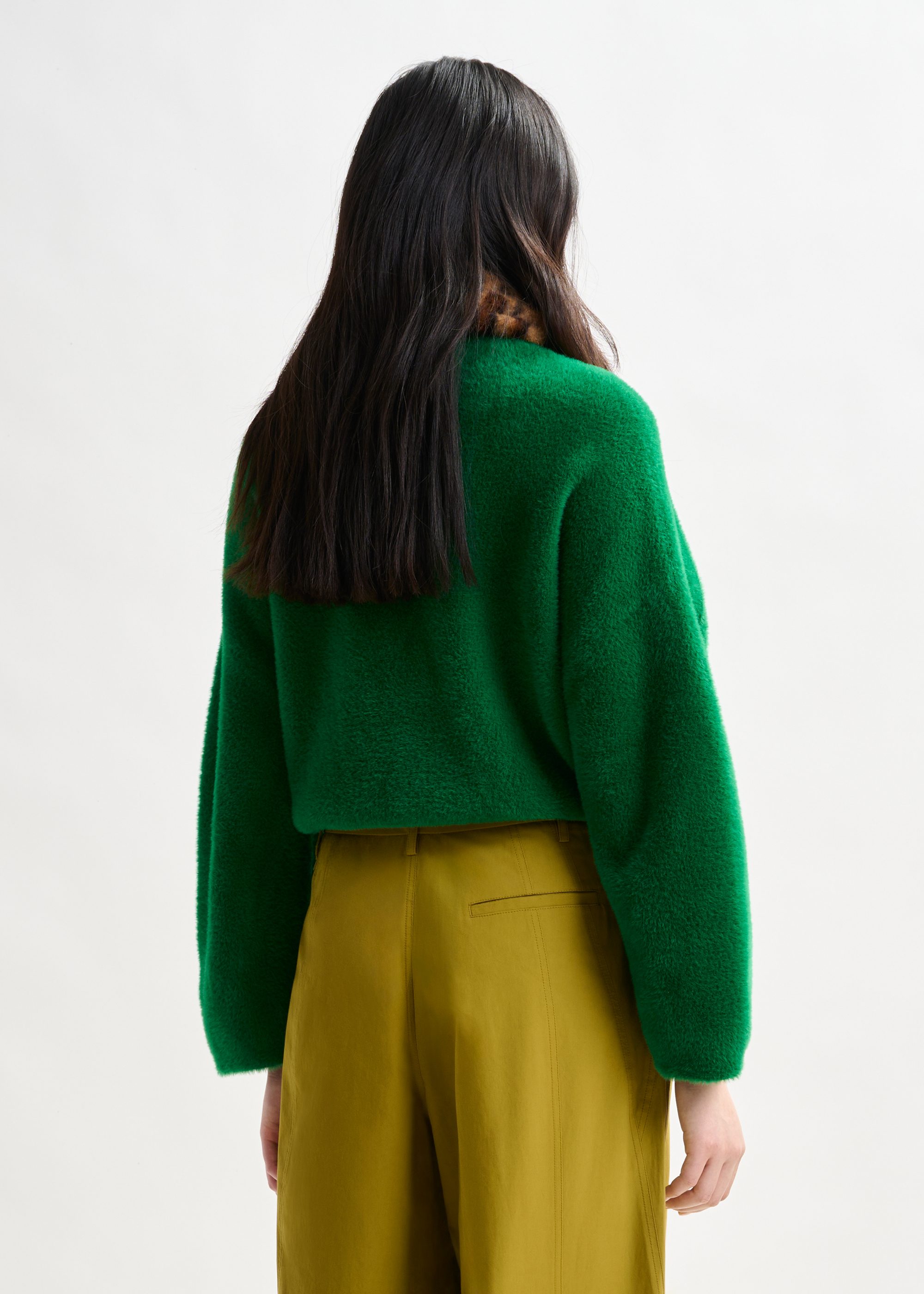 Green cardigan with removable leopard faux fur collar | Essentiel