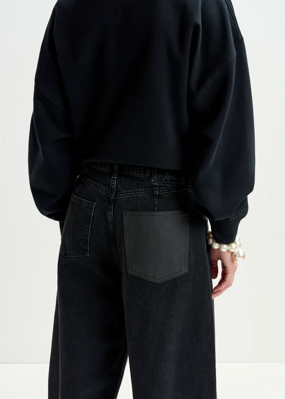 Zwarte biokatoenen cropped jeans met barrel-pijp