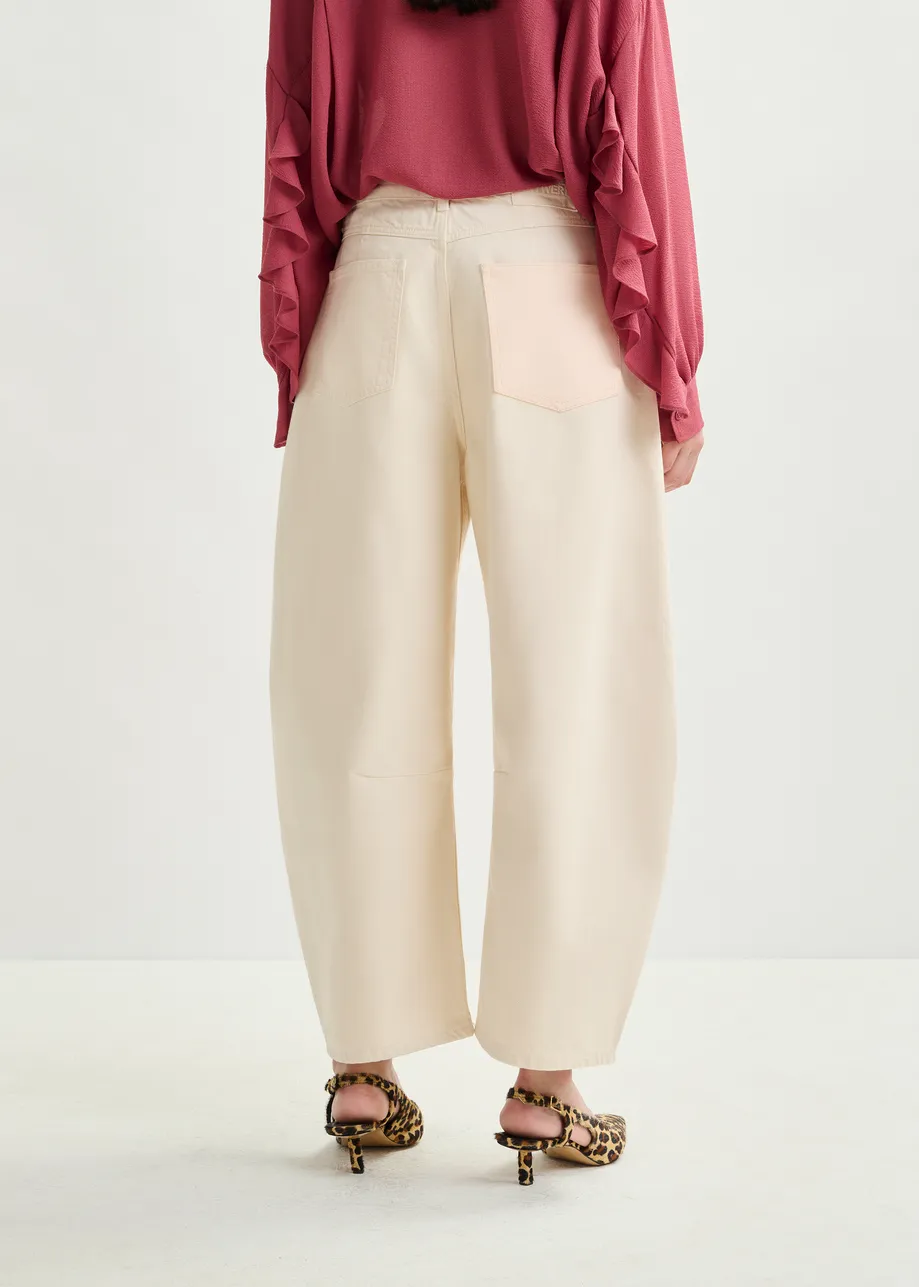 Witte biokatoenen cropped jeans met barrel-pijp