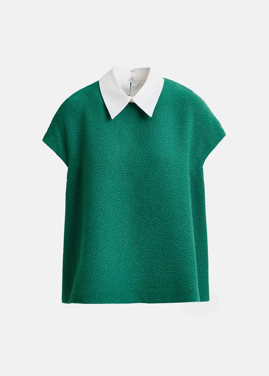 Green textured top with removable collar
