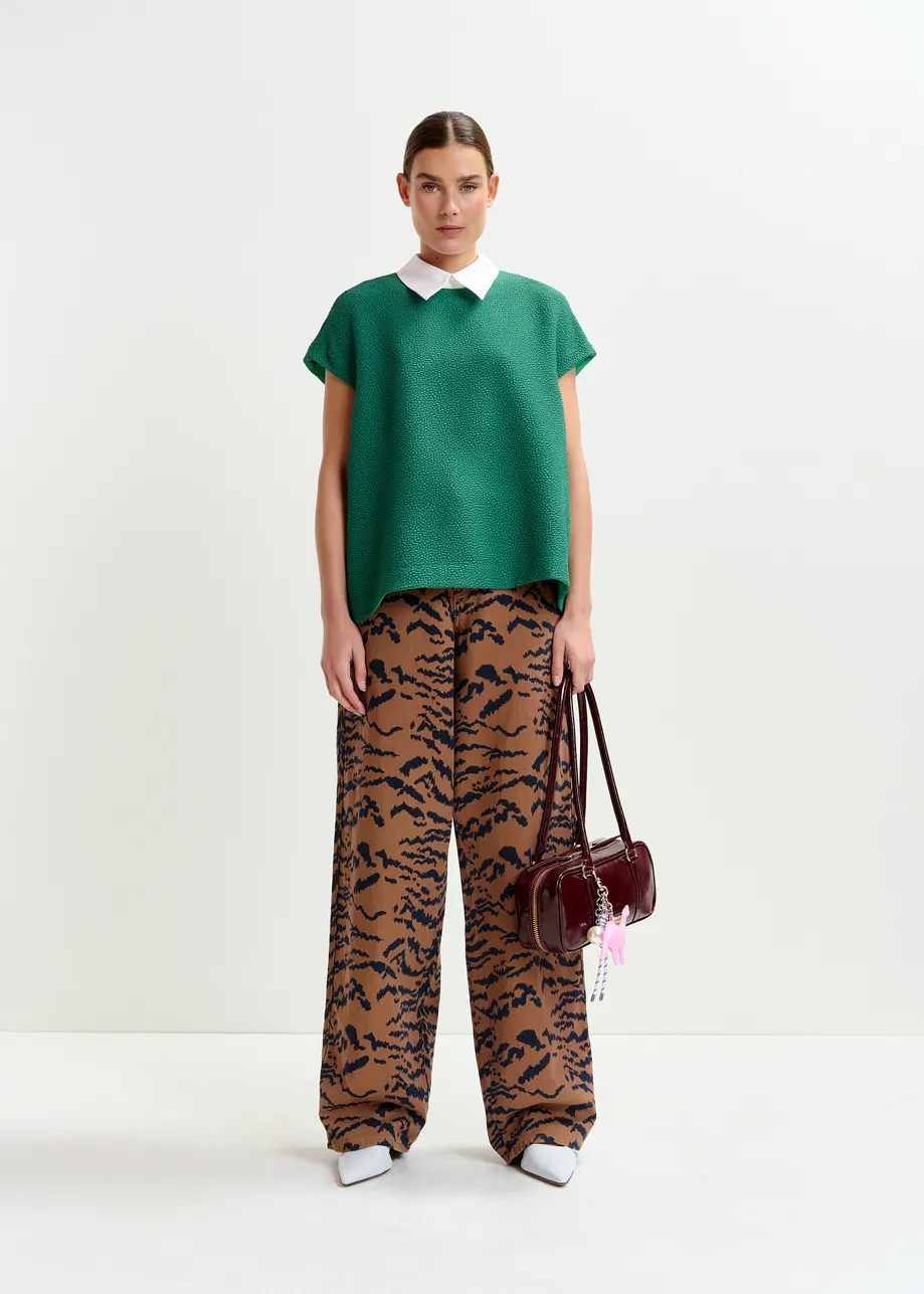 Green textured top with removable collar
