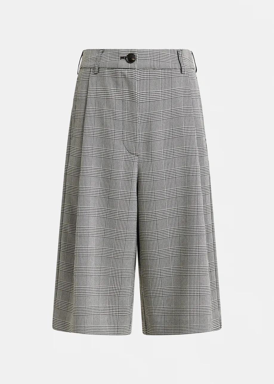 Checked grey and black pleated wide-leg bermuda pants