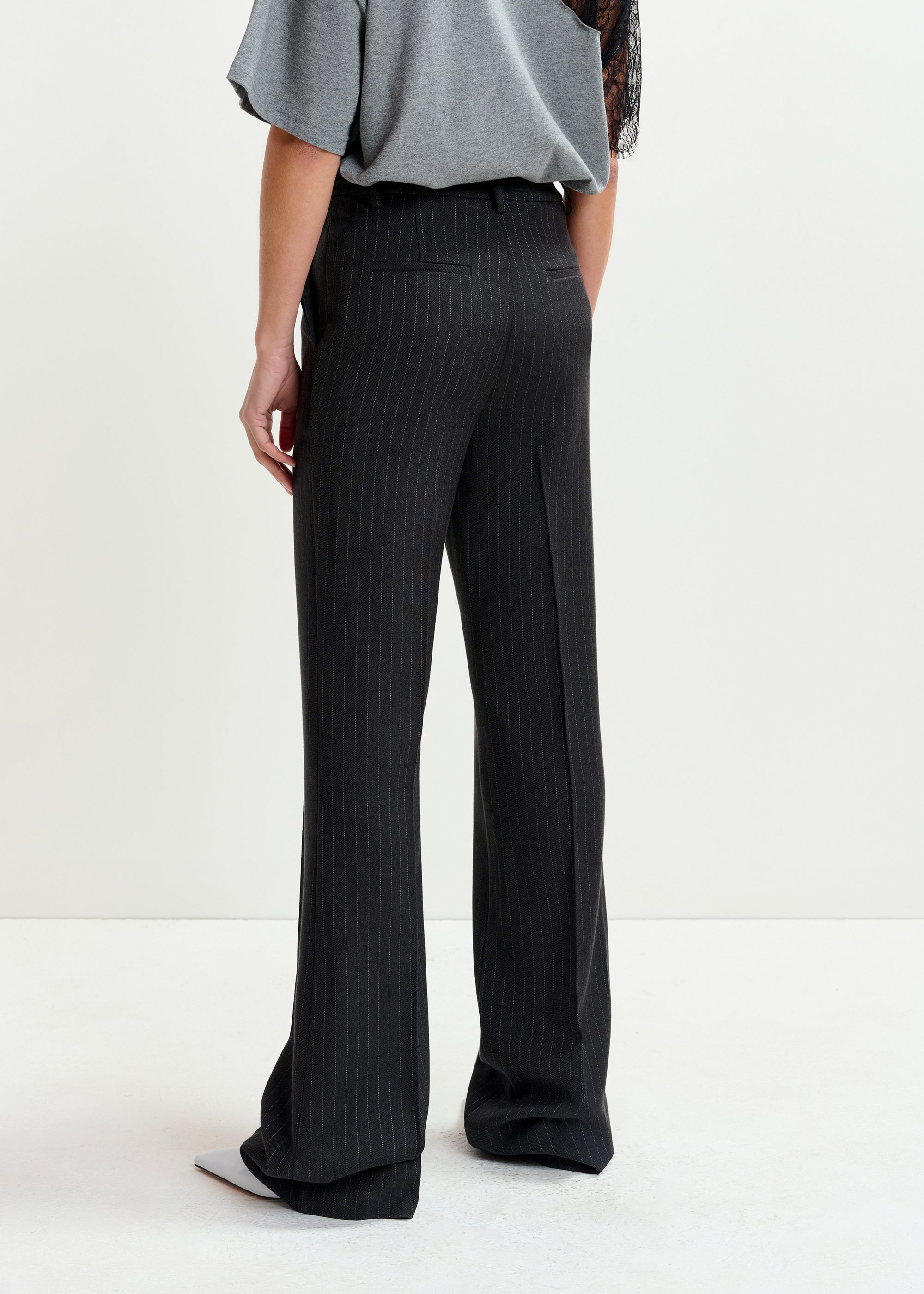 Pants & shorts | Essentiel Antwerp United States