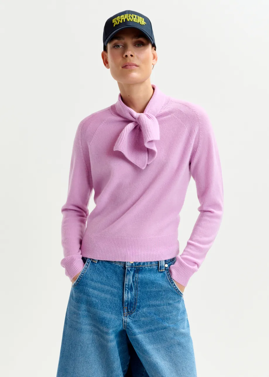 Lilac cashmere sweater with pussy-bow tie