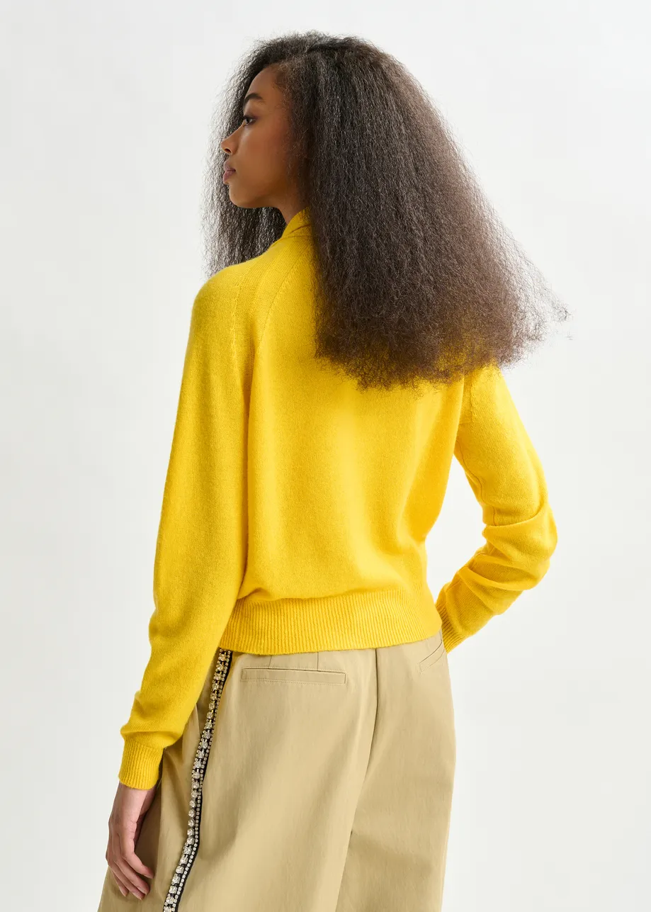 Yellow cashmere sweater with pussy-bow tie