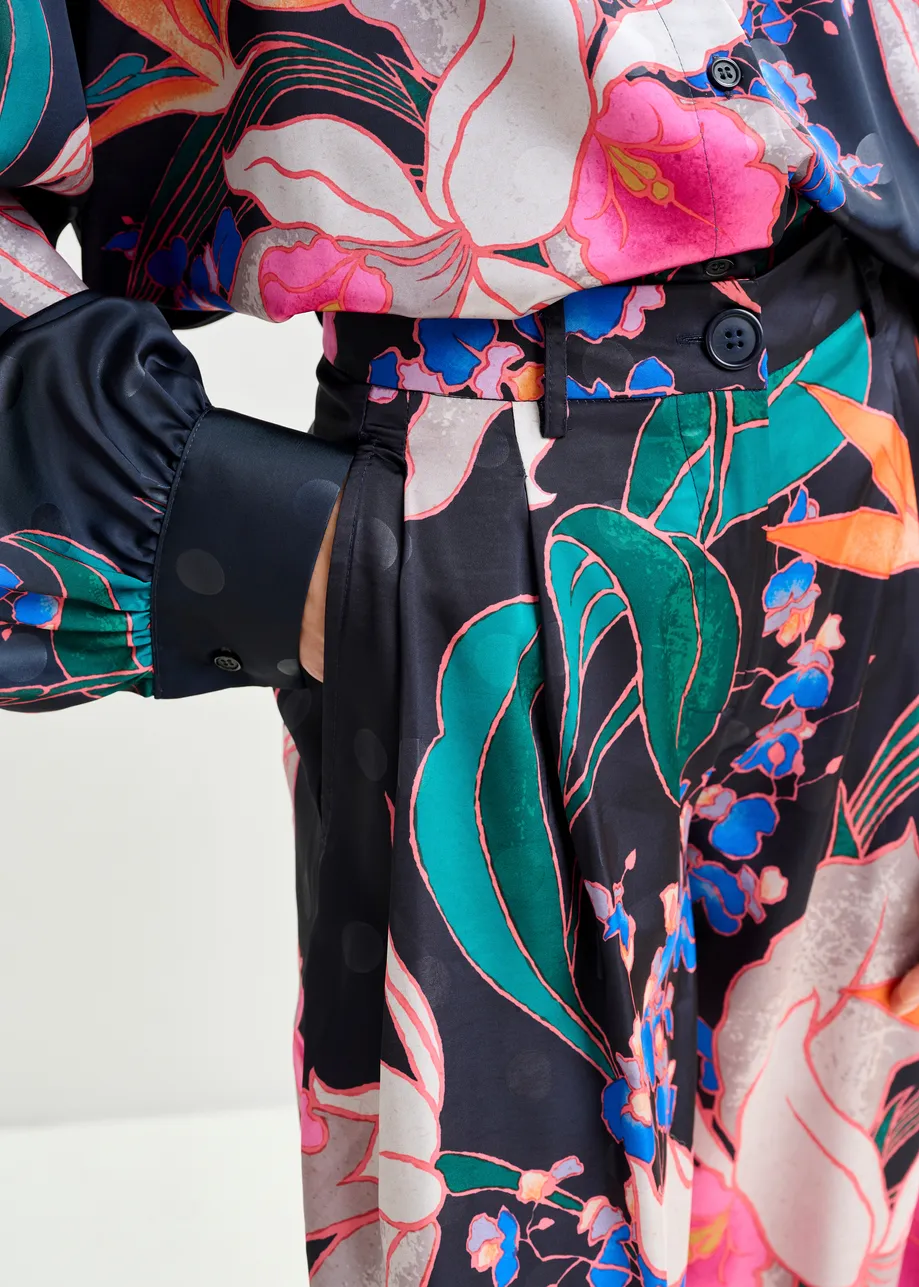 Black and mulitcolor printed wide-leg pants
