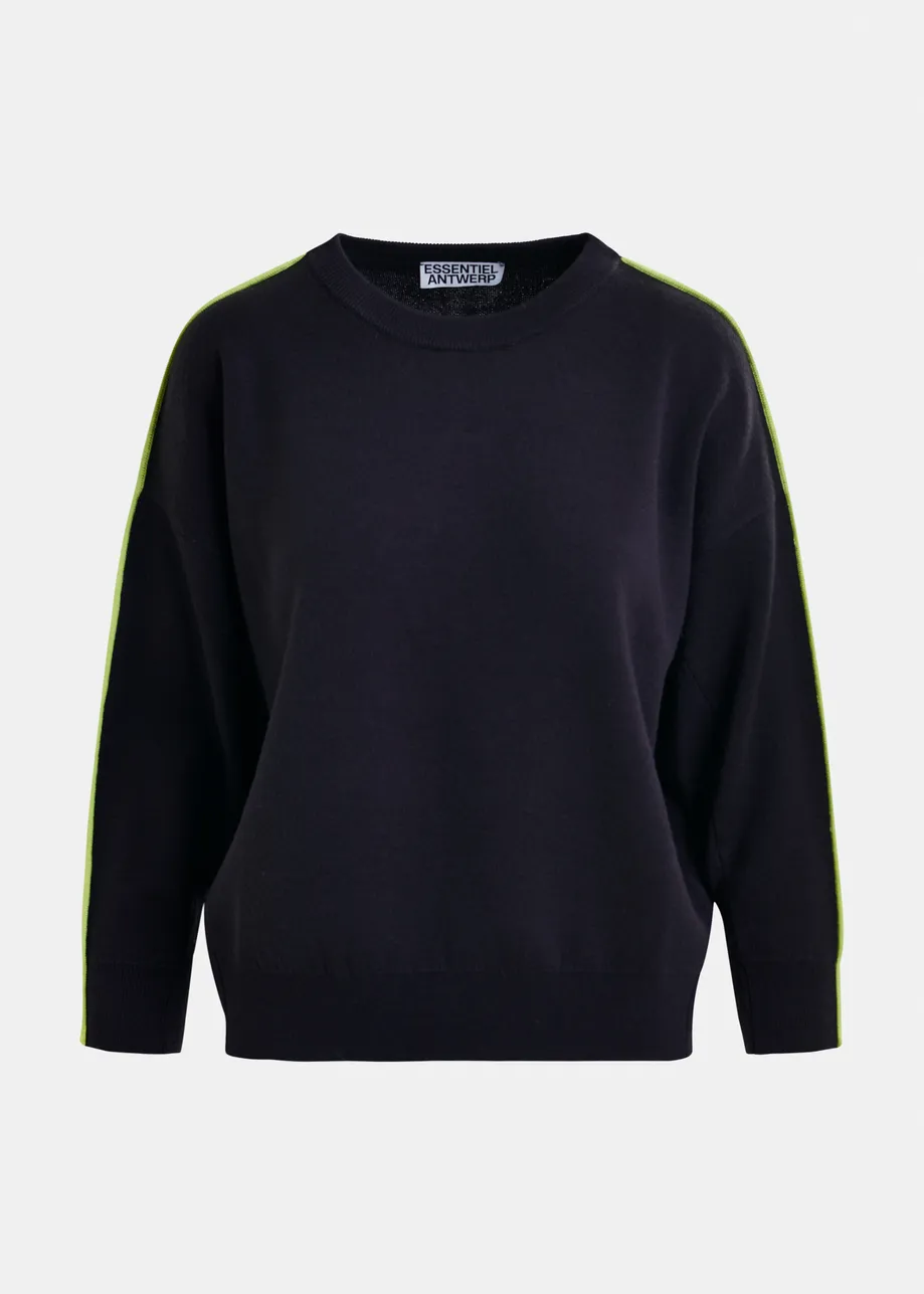 Marineblauwe trui met groen accent