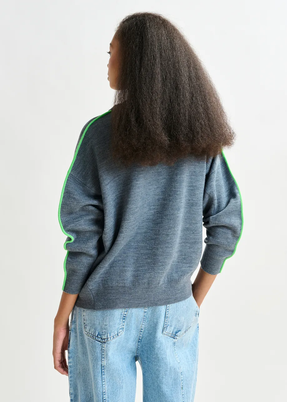 Blue and green knitted sweater with fitted waist
