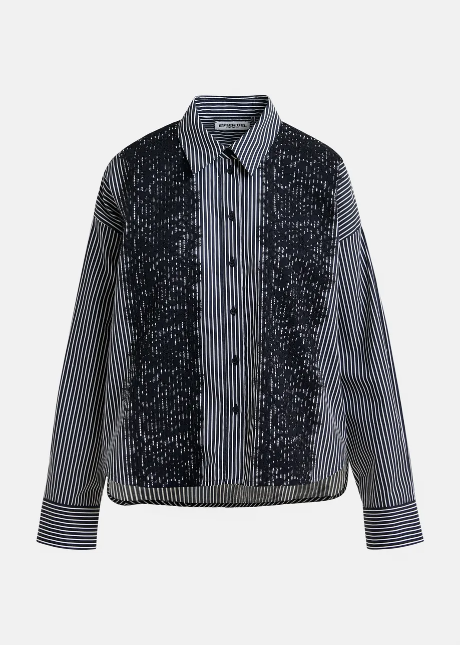 Chemise oversize à rayures et dentelle noire et blanche