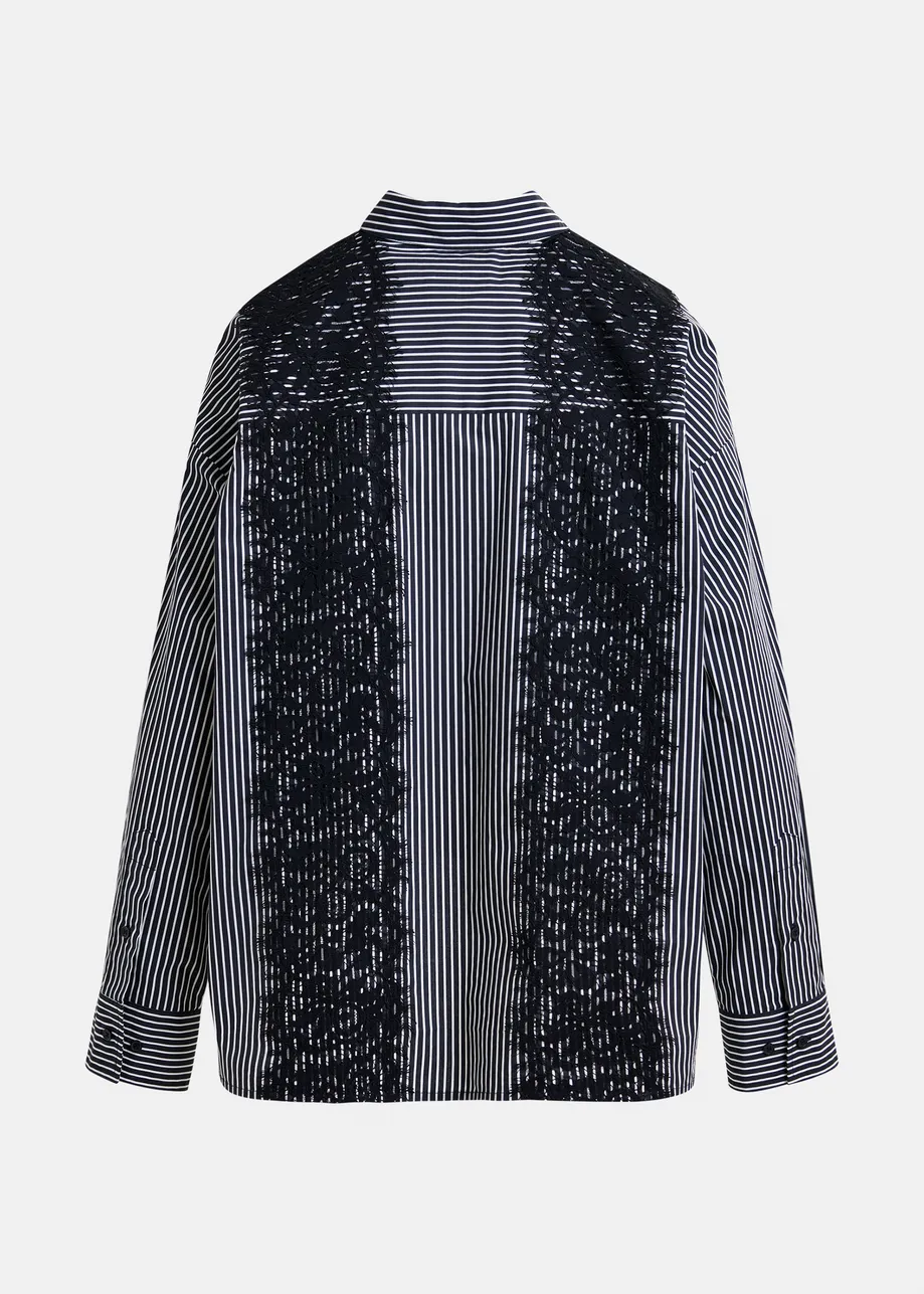Chemise oversize à rayures et dentelle noire et blanche