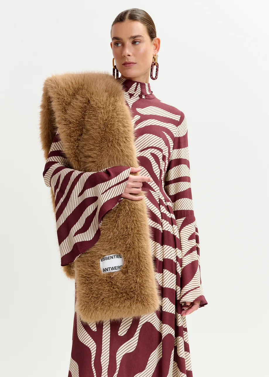 Brown faux fur scarf