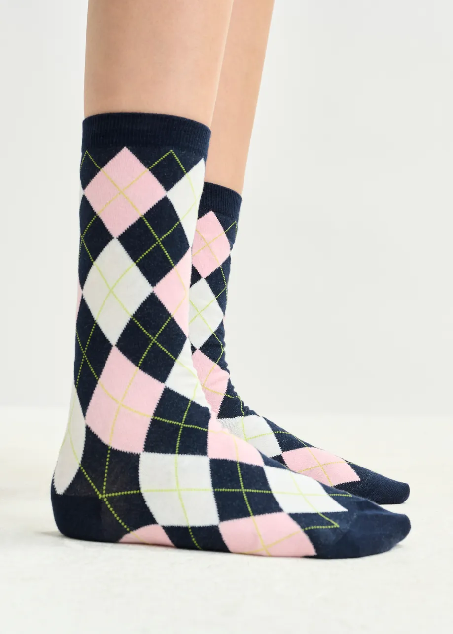 Navy, light blue and light pink check-motif socks
