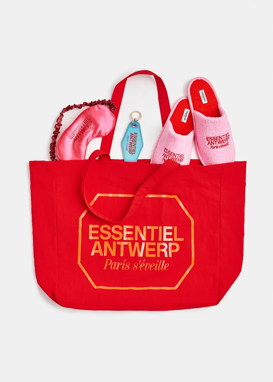 ﻿Paris s'éveille - kit di necessità nei colori rosso, rosa e blu