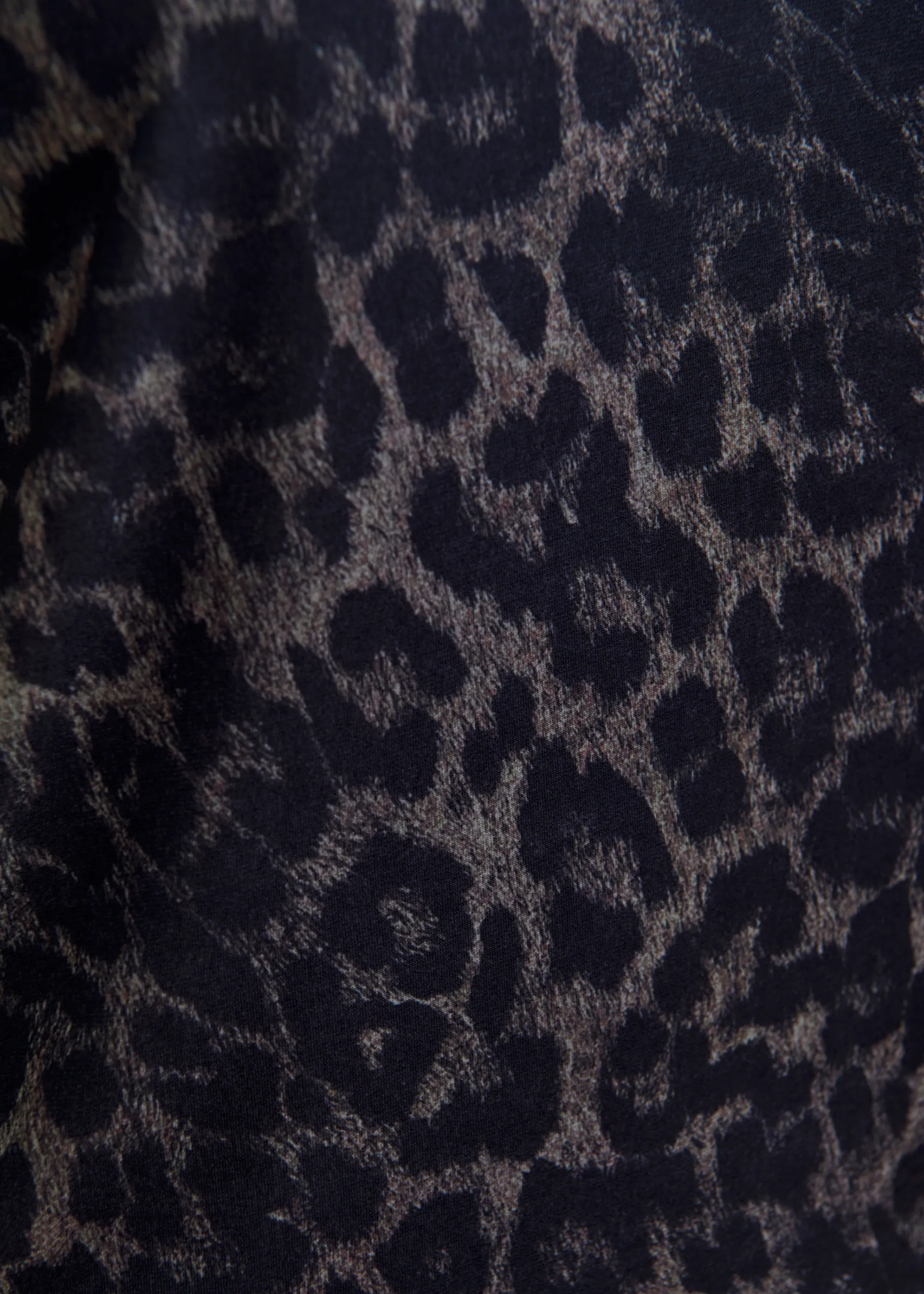 Top marrone e nero dolcevita con stampa leopardata Essentiel
