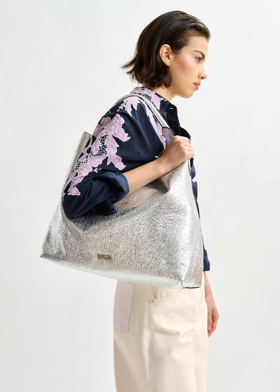 Silver metallic shopper bag with detachable shoulder strap
